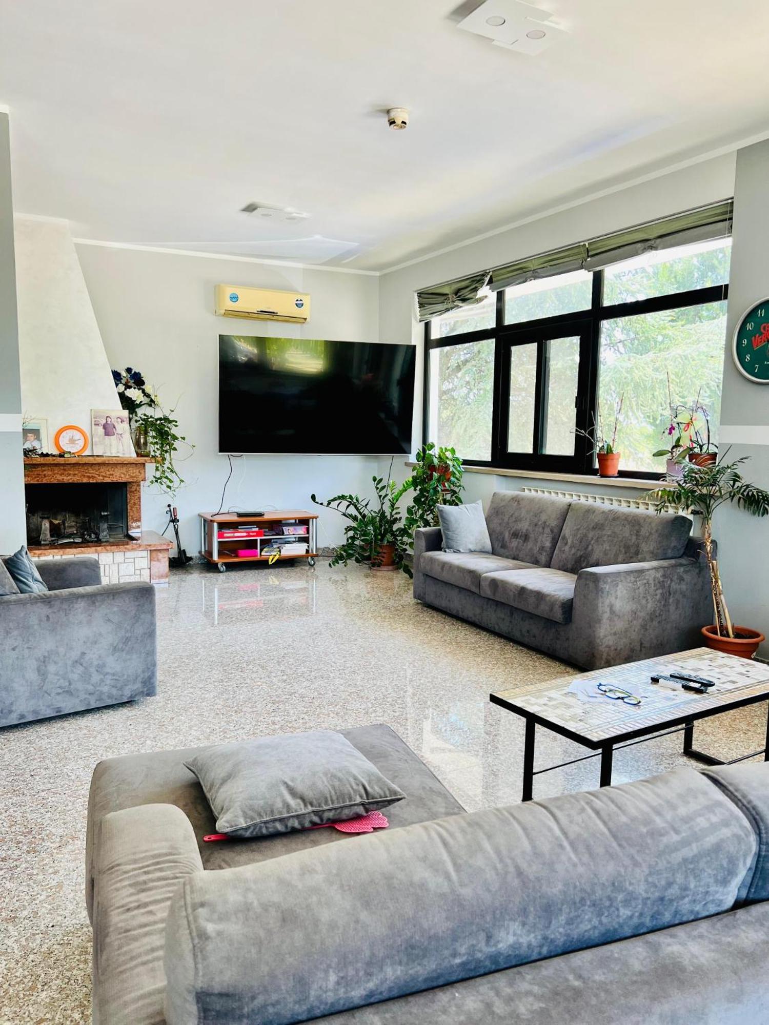 Hotel Paradiso Celano Bagian luar foto
