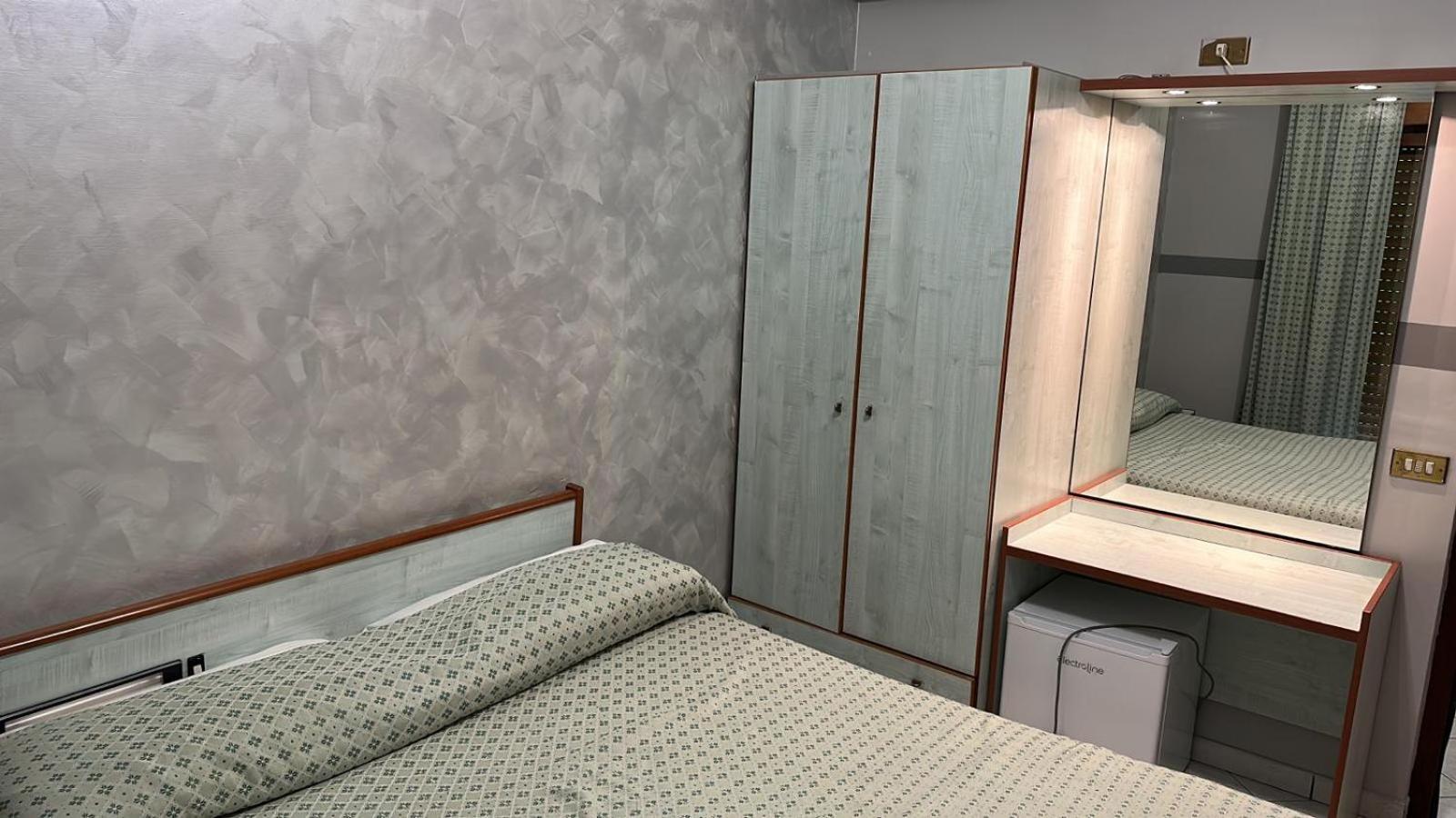 Hotel Paradiso Celano Bagian luar foto